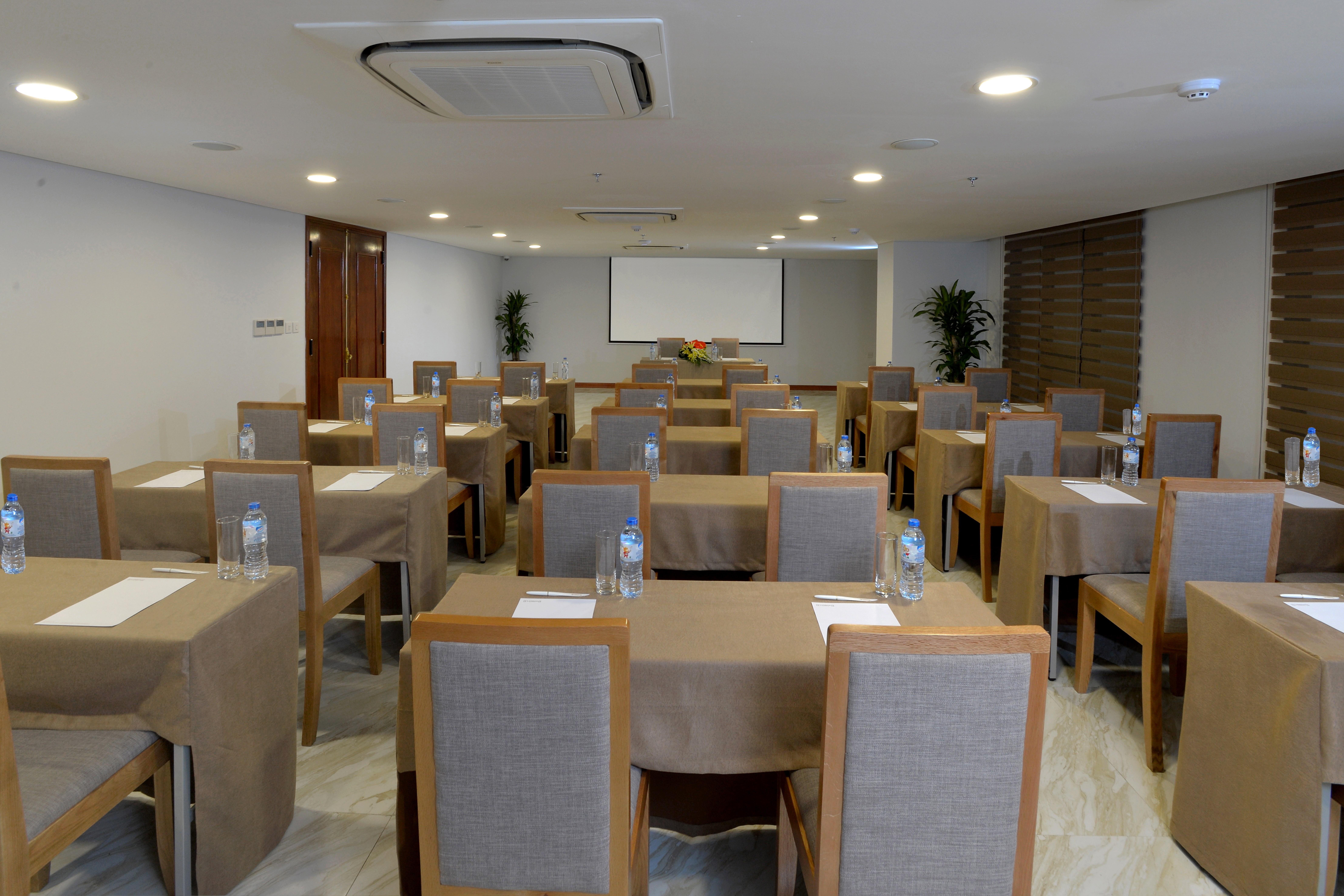 河内伦敦酒店 外观 照片